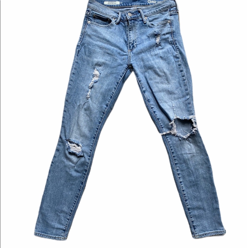Tru skinny gap1969 distressed jeans size 27